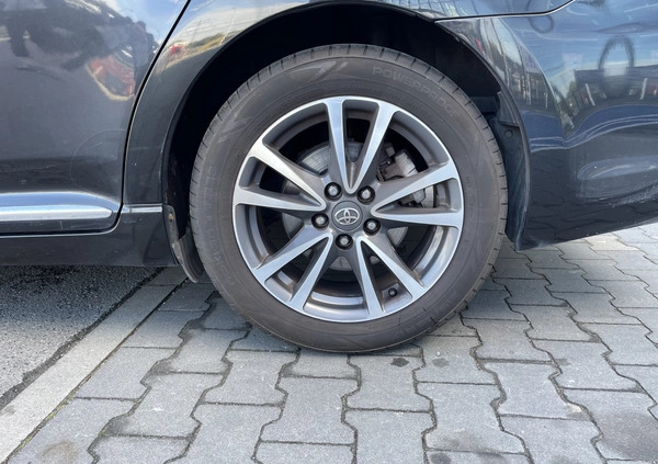 Toyota Avensis cena 31900 przebieg: 199900, rok produkcji 2012 z Wrocław małe 326